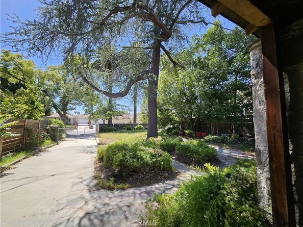 242 N Fairview, Burbank CA 91505