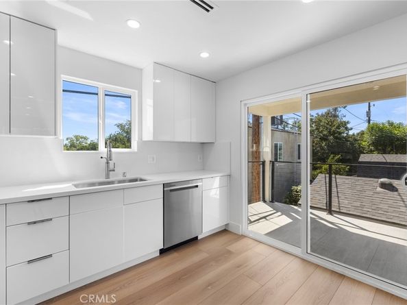 1504 N California Street, Burbank CA 91505