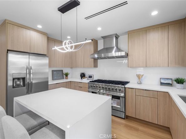 1504 N California Street, Burbank CA 91505