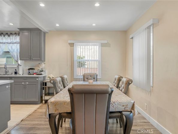 7663 Shadyglade Avenue, North Hollywood CA 91605