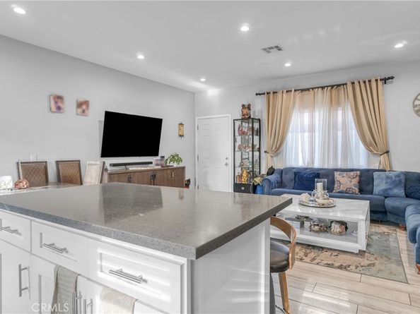 7663 Shadyglade Avenue, North Hollywood CA 91605