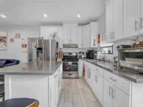 7663 Shadyglade Avenue, North Hollywood CA 91605