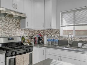 7663 Shadyglade Avenue, North Hollywood CA 91605