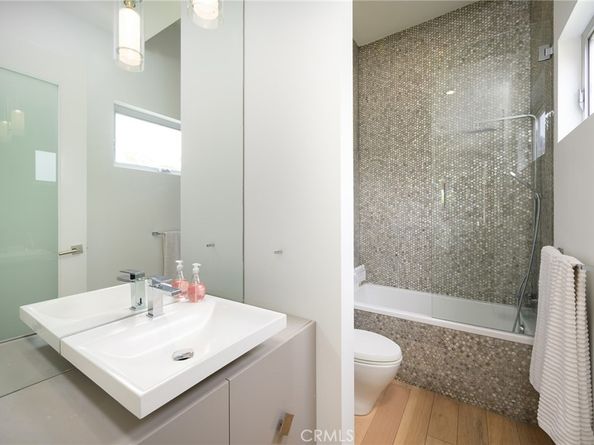 520 N Curson Avenue, Los Angeles CA 90036