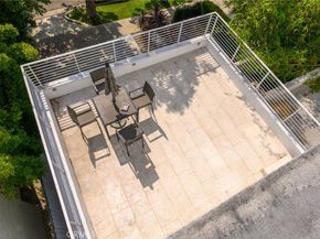 520 N Curson Avenue, Los Angeles CA 90036