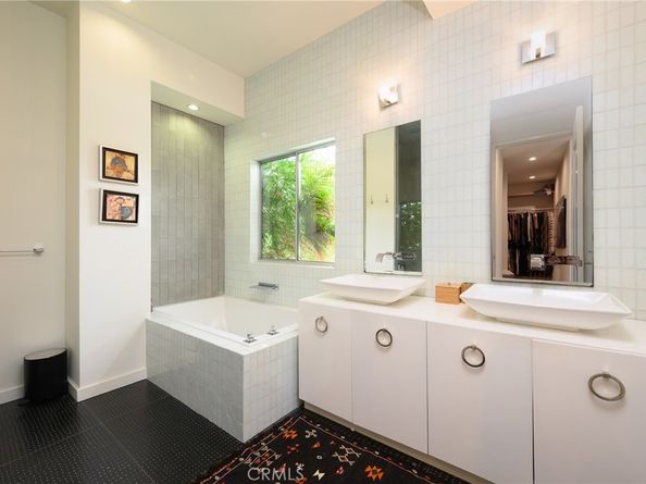520 N Curson Avenue, Los Angeles CA 90036