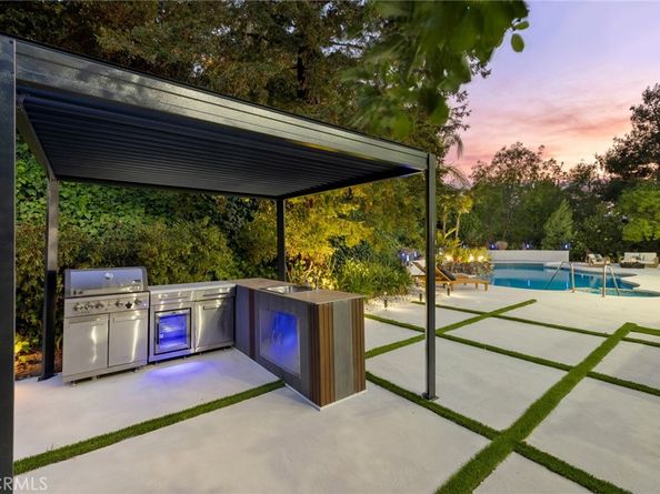 20101 Greenbriar Drive, Tarzana CA 91356