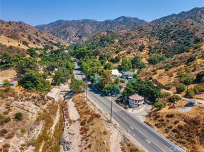 8618 La Tuna Canyon Road, Sun Valley CA 91352