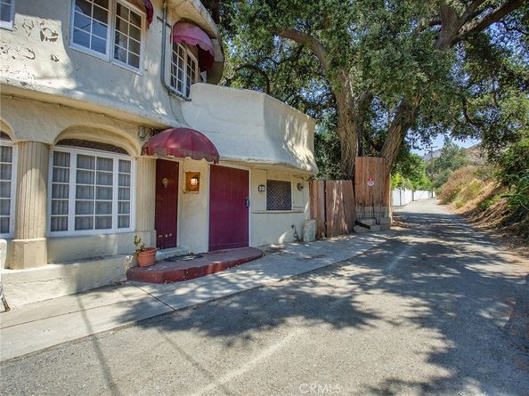 8618 La Tuna Canyon Road, Sun Valley CA 91352