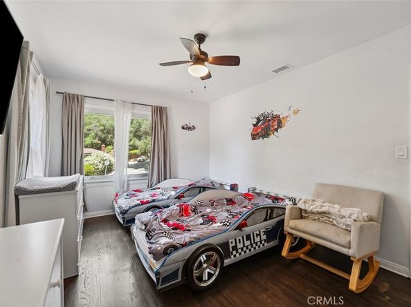 2248 E Chevy Chase Drive, Glendale CA 91206