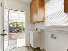 905 Alma Street, Glendale CA 91202