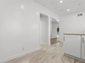 9506 Burnet, North Hills CA 91343