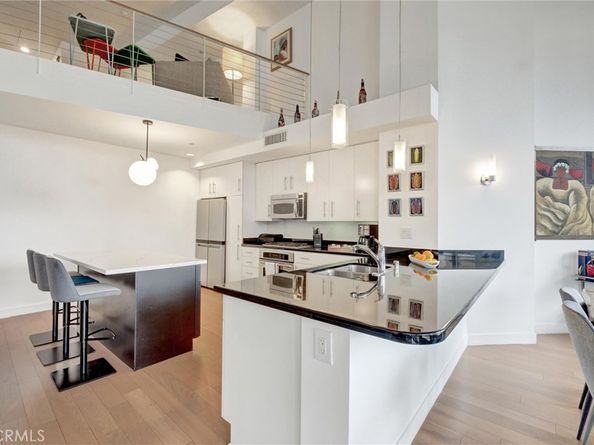 1100 Wilshire Boulevard 1705, Los Angeles CA 90017