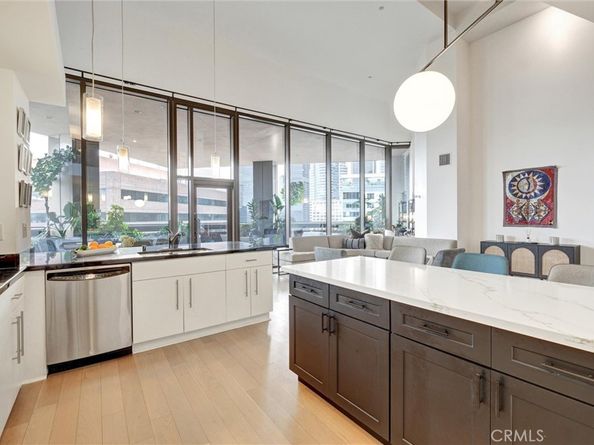 1100 Wilshire Boulevard 1705, Los Angeles CA 90017