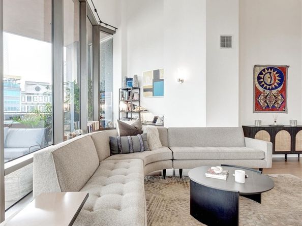 1100 Wilshire Boulevard 1705, Los Angeles CA 90017