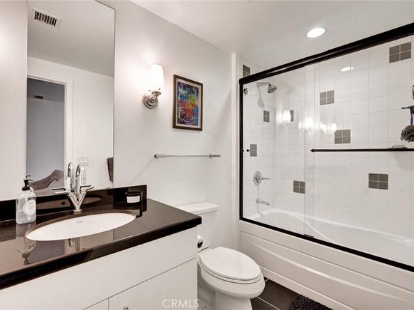 1100 Wilshire Boulevard 1705, Los Angeles CA 90017