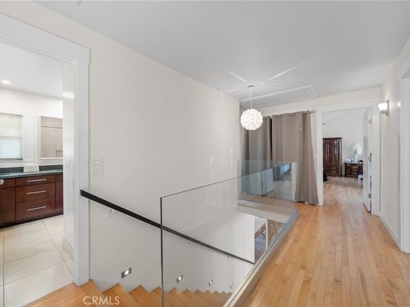 2251 Cambridge St., Los Angeles CA 90006