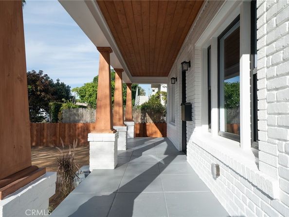 2342 S Cochran, Los Angeles CA 90016