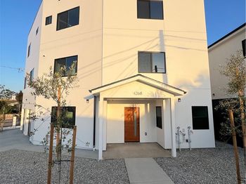4268 Capistrano Way