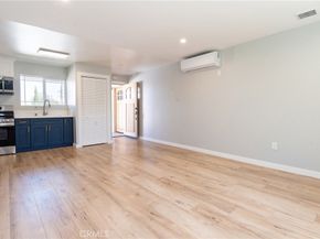 3468 W 71st Street W, Los Angeles CA 90043