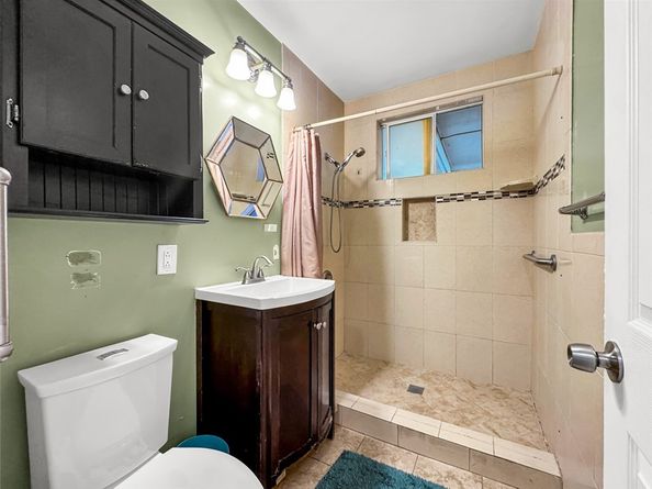 9822 Bartley Avenue, Santa Fe Springs CA 90670