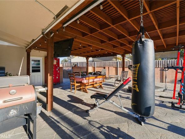 633 S Clementine, Anaheim CA 92805