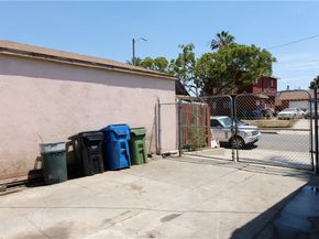 8111 S Halldale Ave, Los Angeles CA 90047
