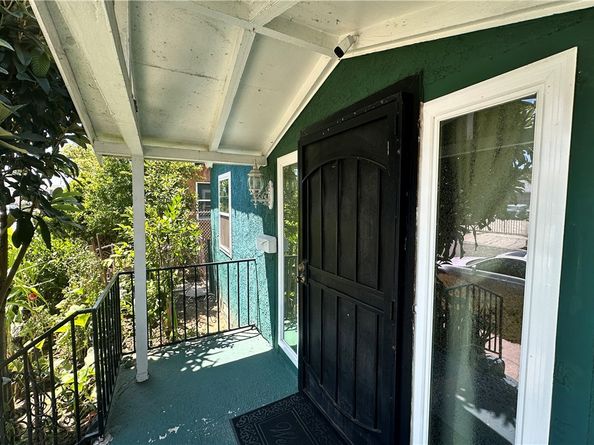 8111 S Halldale Ave, Los Angeles CA 90047