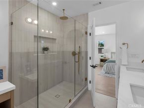 3682 Buckingham Road, Los Angeles CA 90016