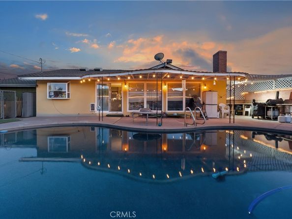 8921 Kennelly Lane, Anaheim CA 92804