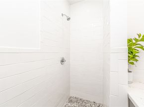 5728 6th Avenue, Los Angeles CA 90043