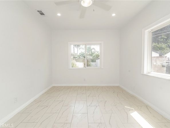 5728 6th Avenue, Los Angeles CA 90043