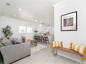 5728 6th Avenue, Los Angeles CA 90043