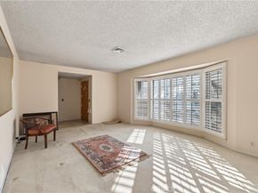 10524 S 8th Place, Inglewood CA 90303