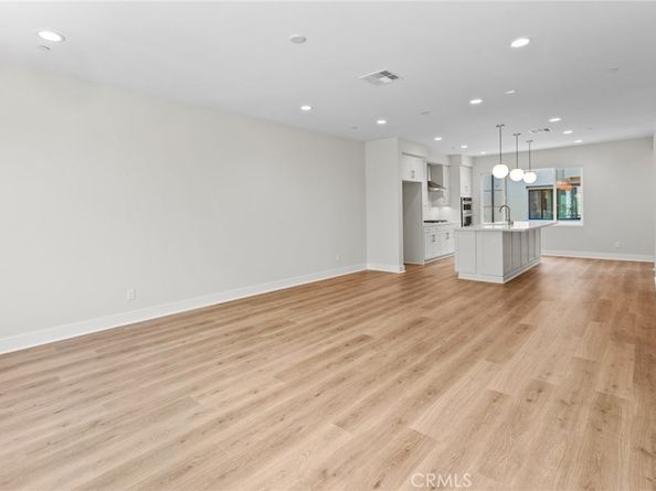 149 Bridle Drive, Burbank CA 91506