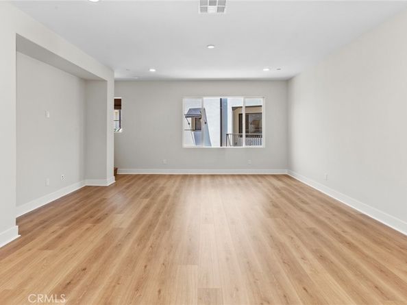 149 Bridle Drive, Burbank CA 91506