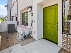 149 Bridle Drive, Burbank CA 91506