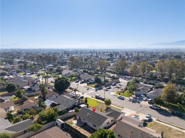 1557 E Cherry Hill, Ontario CA 91761