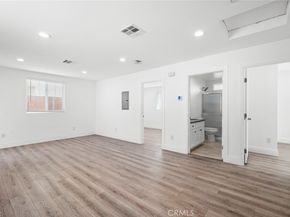 530 W 43rd, Los Angeles CA 90037