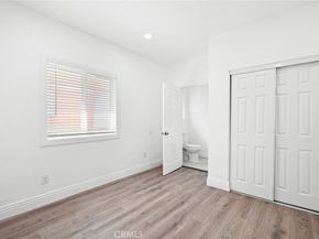 530 W 43rd, Los Angeles CA 90037