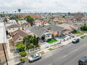 530 W 43rd, Los Angeles CA 90037