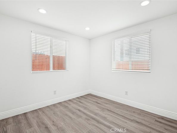 530 W 43rd, Los Angeles CA 90037