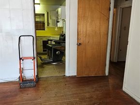 5703 Belneath Street, Houston TX 77033