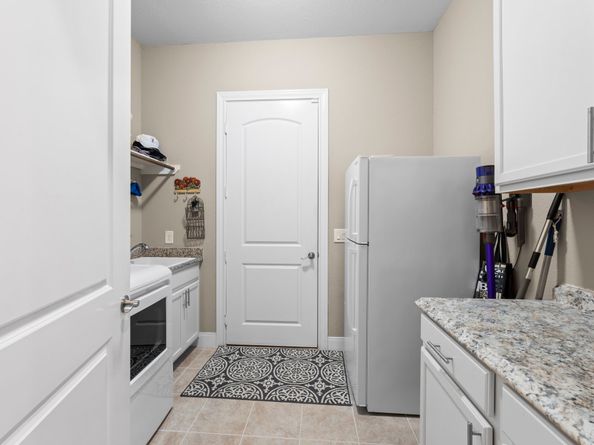 129 Highland Drive, The Woodlands TX 77382