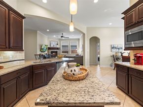 8826 E Coral Honeysuckle Loop, Cypress TX 77433