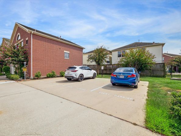 11315 South Main Street 1205, Houston TX 77025