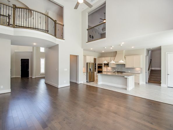 86 S Waterbridge Drive, Tomball TX 77375