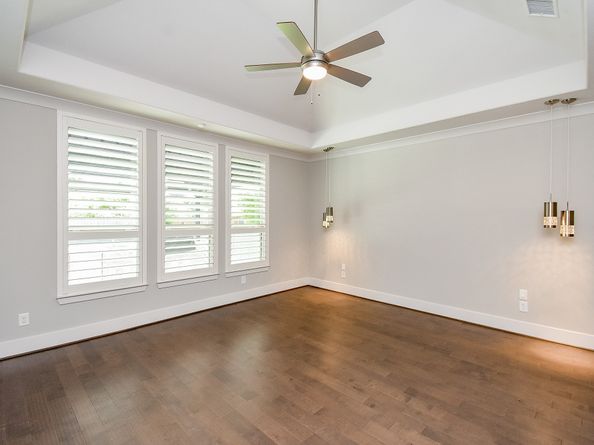 86 S Waterbridge Drive, Tomball TX 77375