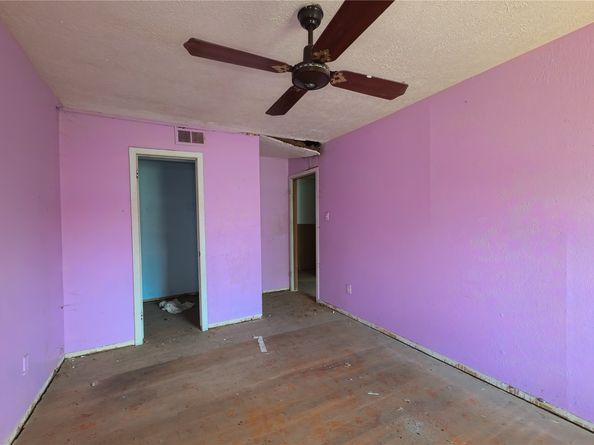 4311 Brookfield Drive, Houston TX 77045