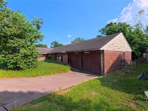4311 Brookfield Drive, Houston TX 77045